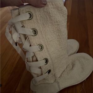 Cream Lace-Up Women's Ugg Boots
